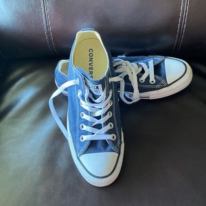 Navy Converse.  Size 9